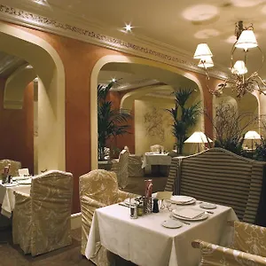Hotel Lotti, París